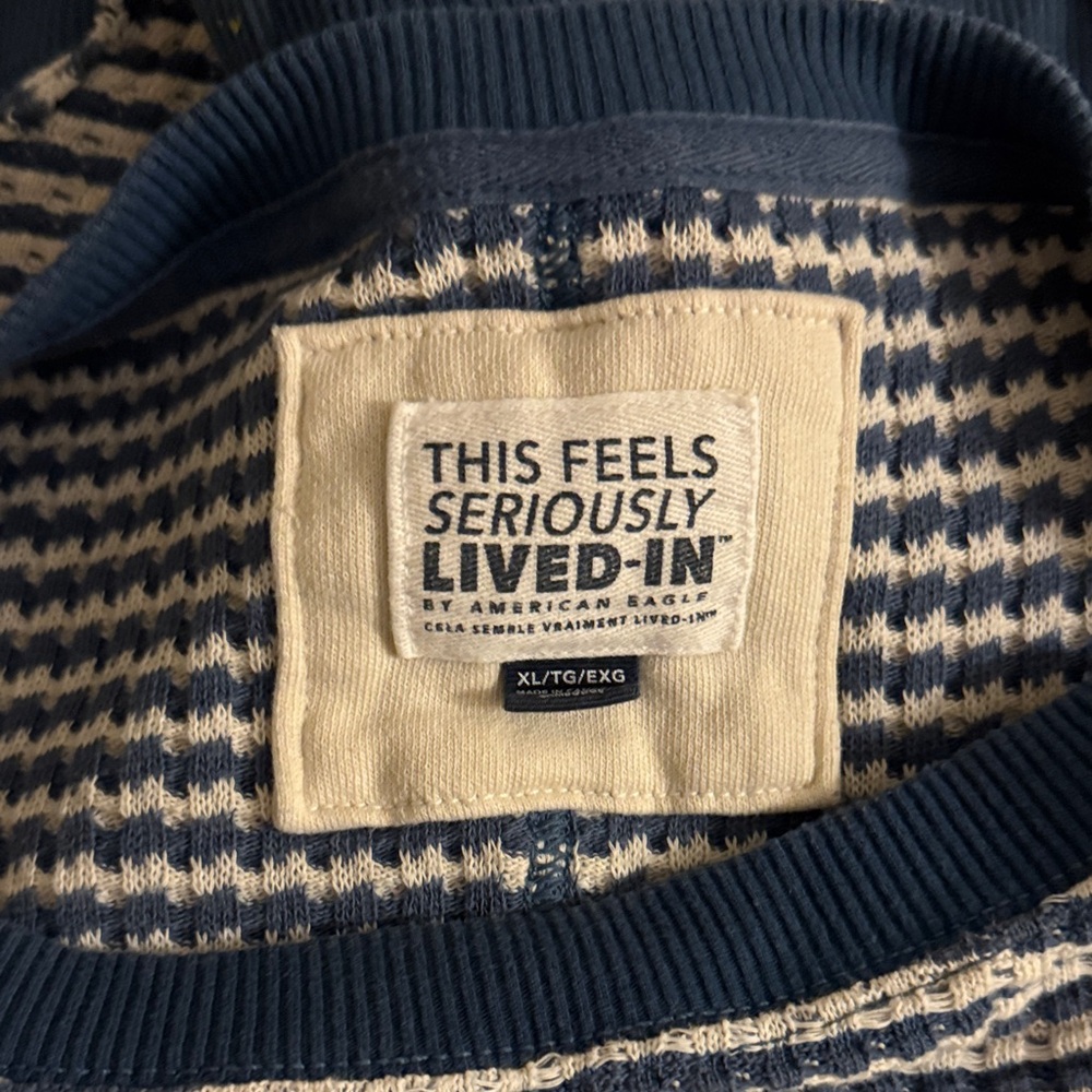 American Eagle Outfitters Blue and White Striped Sweater - Picture 2 of 2